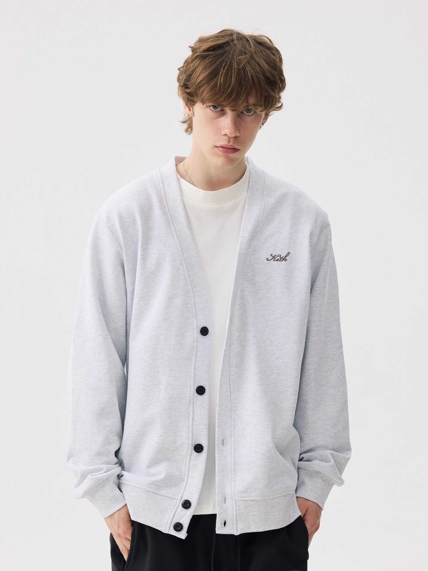 KITH Button-Up V-Neck Knitted  - Kith Sweater Knit ulasan dan harga