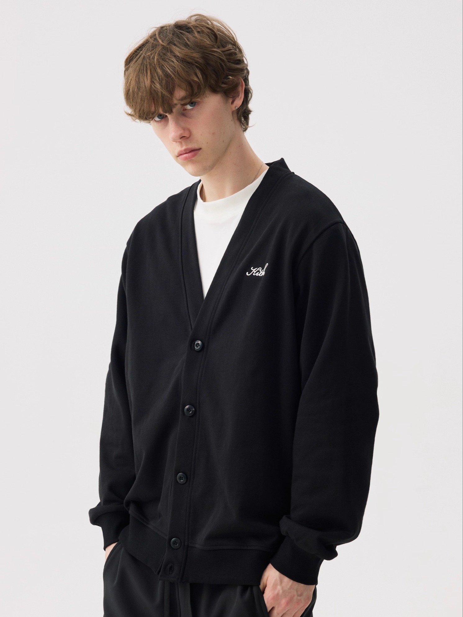 KITH Button-Up V-Neck Knitted  - Kith Sweater Knit ulasan dan harga